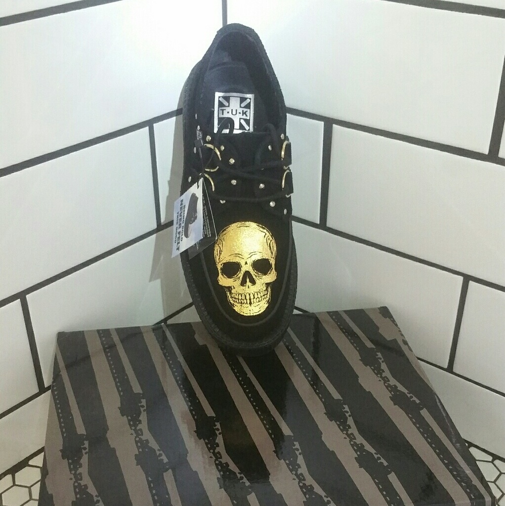 TUK Sueded Gold Skull Black Creeper shoes